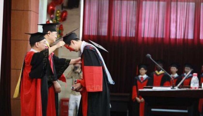 学历不应该是枷锁！中科院博士辞职开民宿，年营收400万，从高材生到成功创业者