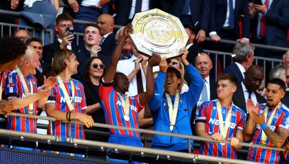 埃泽兴奋接到阿森纳电话，热刺愤怒回应！球迷准备迎接新魔法！