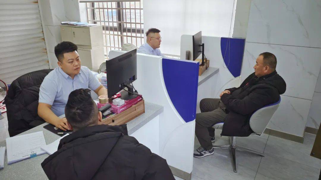 一天可到账~博乐市金融活水“贷”动春耕备耕!