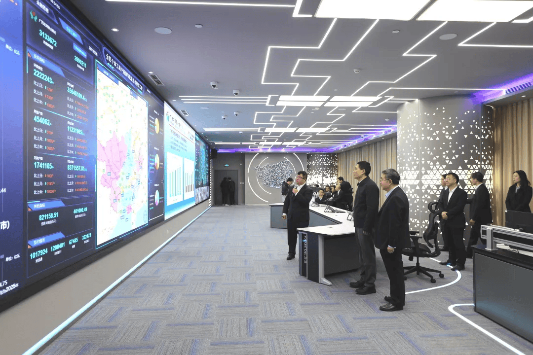 “70后”博士履新深圳金融监管局局长,曾多次强调风险防范