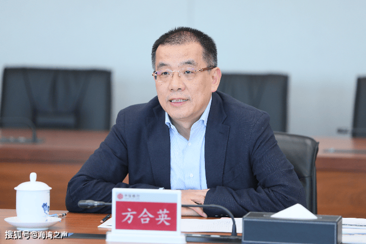 最新消息:多家银行一把手触及60岁“红线”,金融业或迎高管更替潮