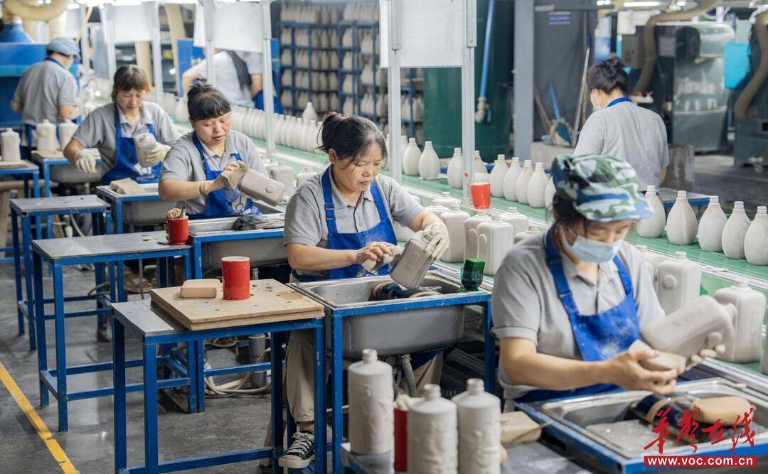 金融添“薪” 助力陶瓷企业“点泥成金”