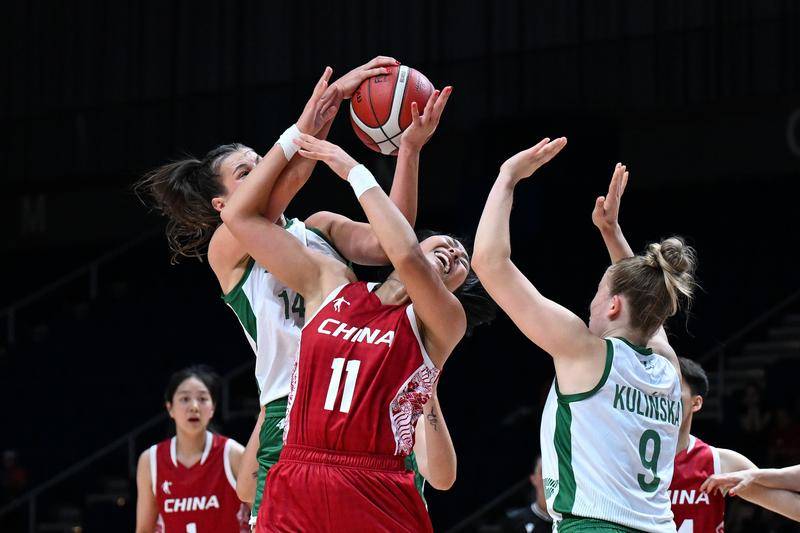 大运会:中美女篮将争冠 中国跳水队斩获12金8银