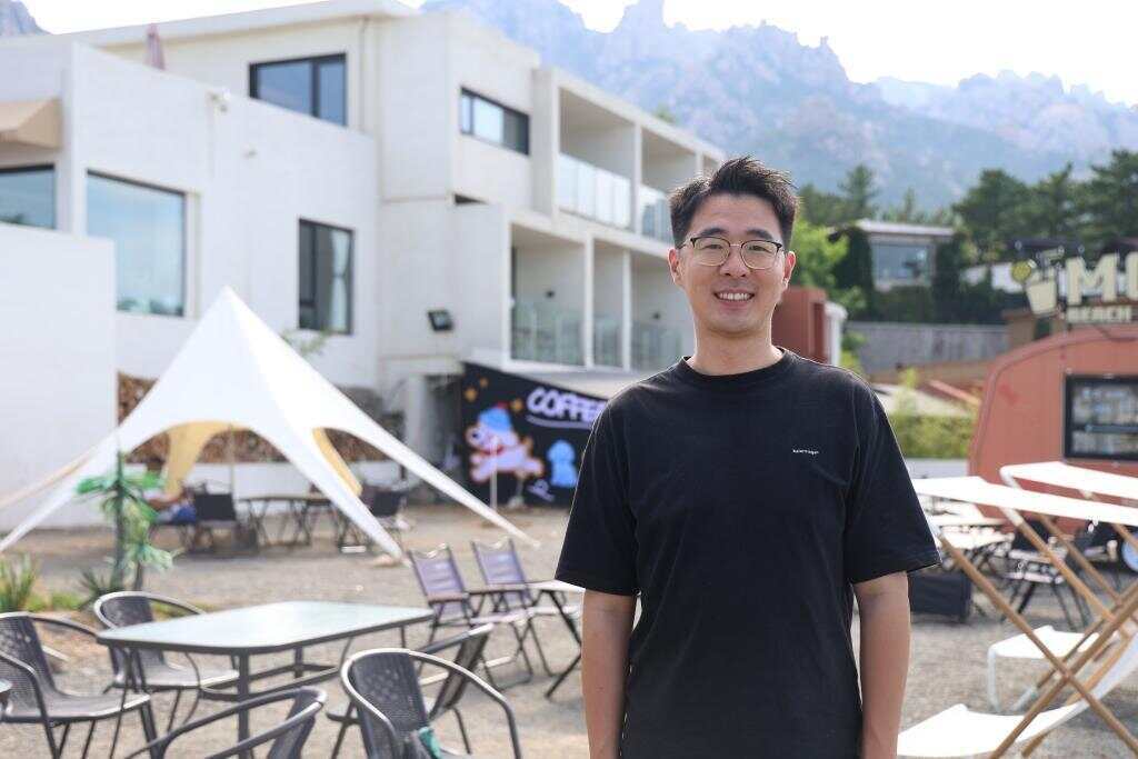 学历不应该是枷锁!中科院博士辞职开民宿,年营收400万,从高材生到成功创业者