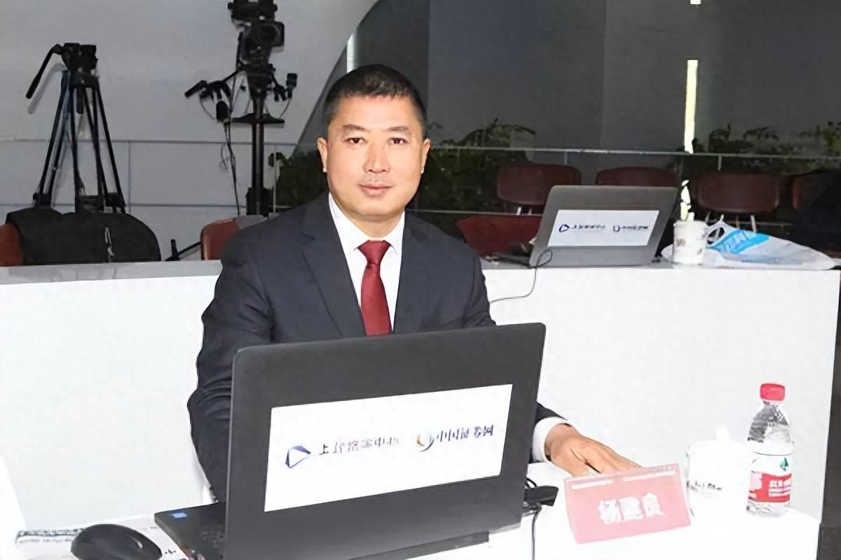 近乎豪赌!无锡前首富光伏寒冬中接盘无锡尚德,是上半年财报给的勇气?