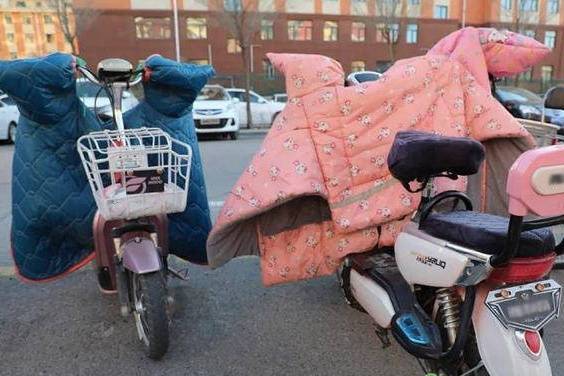 上海街头一女子突然倒地,满脸是血!很多人用过,已致多起意外!赶快赶快