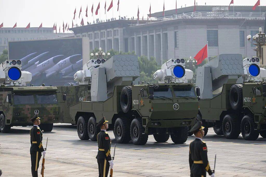 “不是!我哪里像‘洗衣机’了?!”