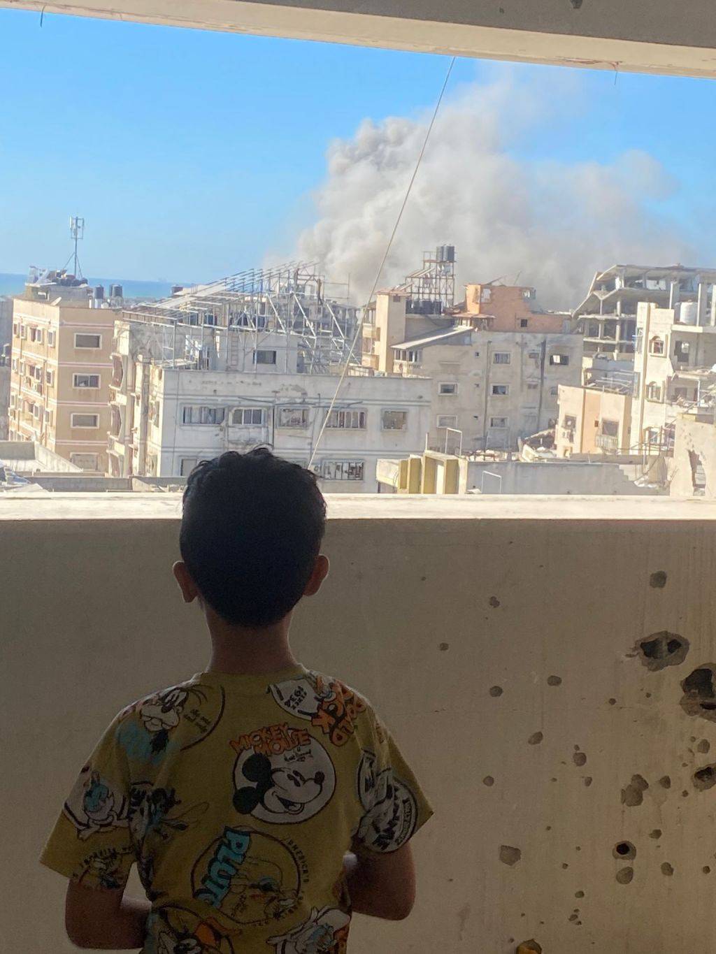 “地狱就在加沙”:百万加沙人的生死逃亡