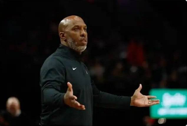 NBA|开拓者主帅比卢普斯涉嫌非法赌博被逮捕 可能影响执教生涯